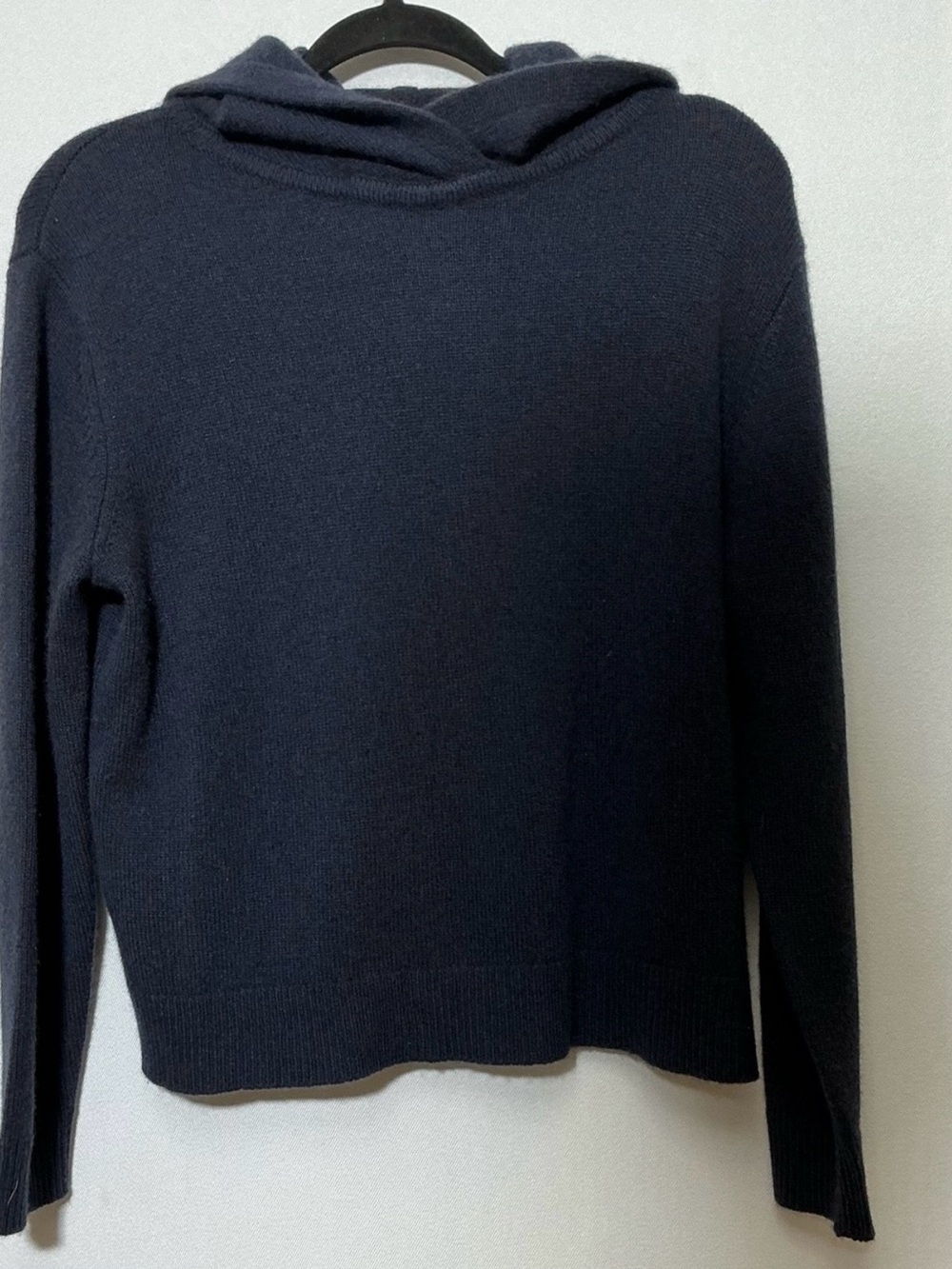 Navy blue cashmere sweatshirt hoodie - Picture 2 of 5